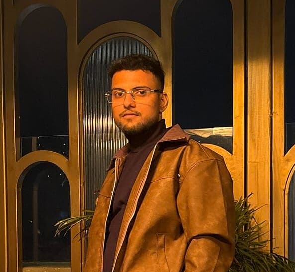 Amit Shrivastava — UI/UX & Graphic Designer